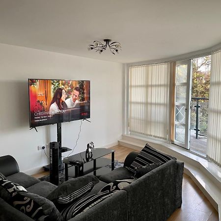 King Dems Home ダグナム エクステリア 写真